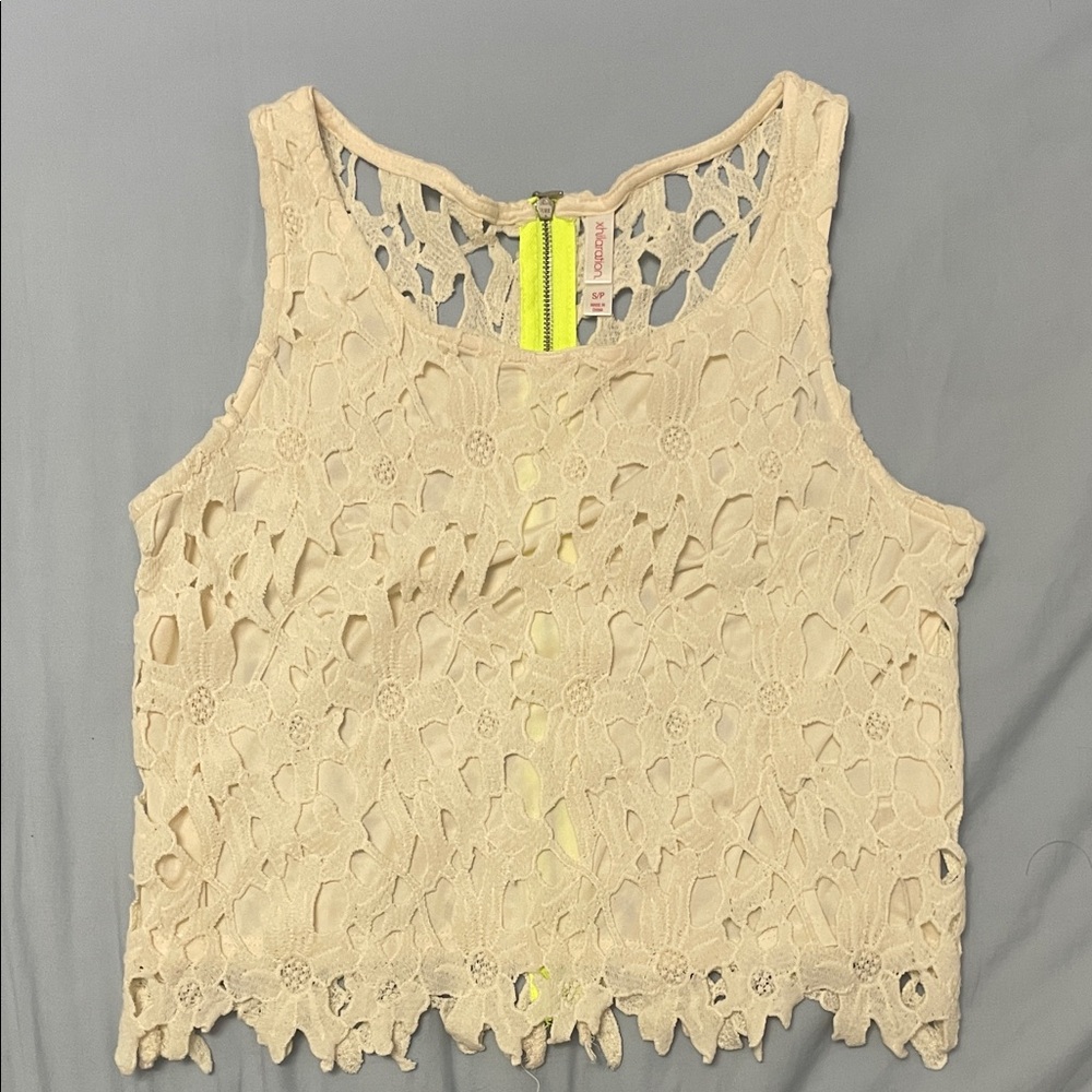 Xhilaration Beige Floral Lace Crop Top